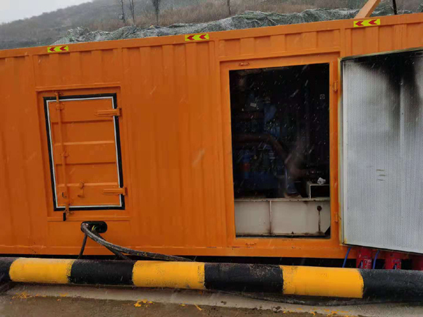 四会发电机出租 发电机的工作原理介绍