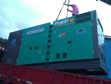 四会柴油发电机组转速不稳定时，如何对发动机进行维护？