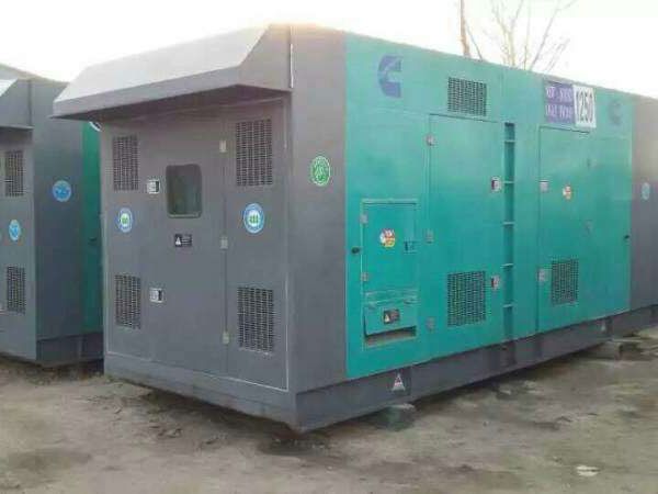 四会合同中关于工期延误的责任如何界定和处理？